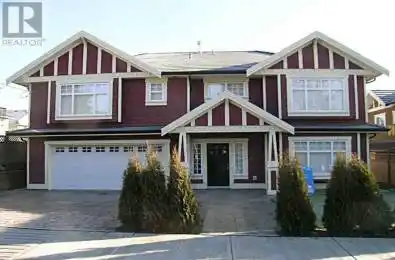 263 DUNLOP Street Coquitlam British Columbia V3K3X2