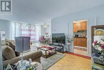 1 Massey Square Unit# 106, Toronto (Crescent Town), Ontario M4C5L4, 2 Bedrooms Bedrooms, ,1 BathroomBathrooms,Condo,For Sale,Massey,E9512135