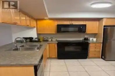 5229 Dundas Street Unit# 204 Toronto (Islington-City Centre West) Onta