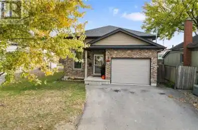 423 DEERE STREET Street Welland Ontario L3B2M1