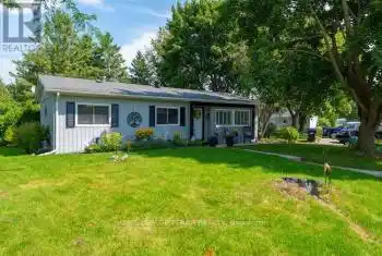 10 South Boulevard, Innisfil (Alcona), Ontario L9S1L7, 2 Bedrooms Bedrooms, ,1 BathroomBathrooms,All Houses,For Sale,South,N9282693