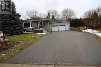 63 Aurora Heights Drive, Aurora (Aurora Heights), Ontario L4G2W6, 4 Bedrooms Bedrooms, ,2 BathroomsBathrooms,All Houses,For Sale,Aurora Heights,N9769953