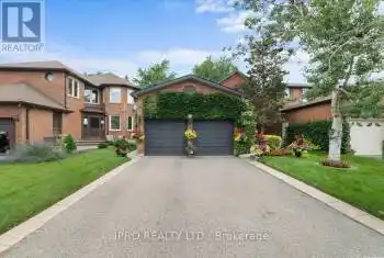 77 Lord Simcoe Drive, Brampton (Westgate), Ontario L6S5H1, 4 Bedrooms Bedrooms, ,3 BathroomsBathrooms,All Houses,For Sale,Lord Simcoe,W9770378