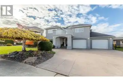 521 MILLER Street Summerland British Columbia V0H1Z9