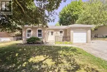 1043 Lemar Rd, Newmarket, Ontario L3Y 1S2, 3 Bedrooms Bedrooms, 10 Rooms Rooms,2 BathroomsBathrooms,All Houses,Sold,Lemar,N9859427