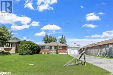 8 ROBINSON Road Elmvale Ontario L0L1P0