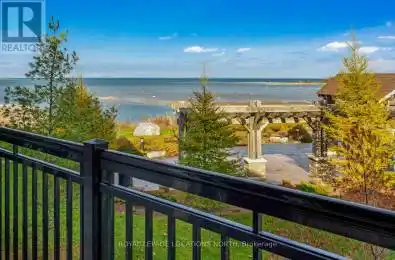 7 Anchorage Crescent Unit# 204 Collingwood Ontario L9Y0Y6