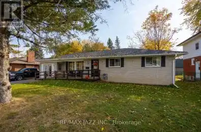 21 Maple Crescent Kawartha Lakes (Lindsay) Ontario K9V2R8