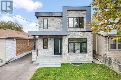 27 Brownville Avenue Toronto (Rockcliffe-Smythe) Ontario M6N4L2