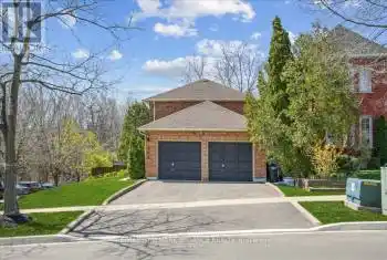 966 Silver Birch Trail, Mississauga (Clarkson), Ontario L5J4S3, 5 Bedrooms Bedrooms, ,4 BathroomsBathrooms,All Houses,For Sale,Silver Birch,W10235957