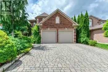 6152 Hardesty Crescent, Mississauga (East Credit), Ontario L5V1B4, 5 Bedrooms Bedrooms, ,4 BathroomsBathrooms,All Houses,For Sale,Hardesty,W10258472