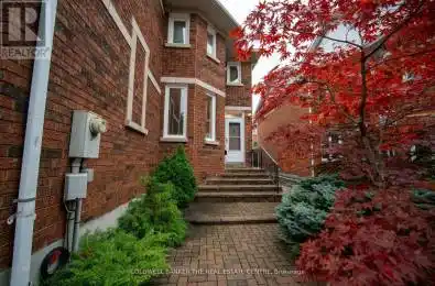 59 Brownstone Circle Vaughan (Crestwood-Springfarm-Yorkhill) Ontario L