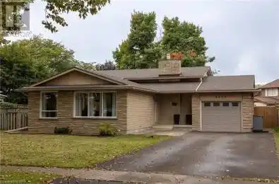 4479 MITCHELL Avenue Niagara Falls Ontario L2E6R6