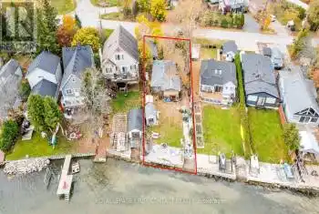 2329 Crystal Beach Rd, Innisfil, Ontario L9S 3W8, 2 Bedrooms Bedrooms, 5 Rooms Rooms,1 BathroomBathrooms,All Houses,Sold,Crystal Beach,N10405095