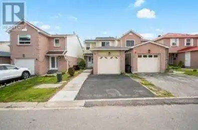 37 Frontier Pathway Toronto (Malvern) Ontario M1B4G6