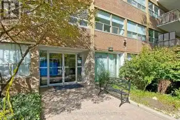 160 The Donway Unit# 406, Toronto (Banbury-Don Mills), Ontario M3C2G1, 2 Bedrooms Bedrooms, ,1 BathroomBathrooms,Condo,For Sale,The Donway,C10405425