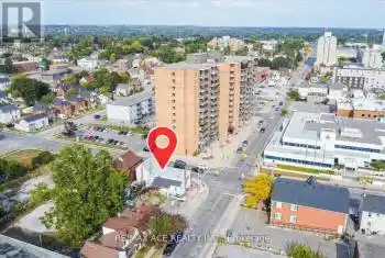 102-104 Centre Street Unit# 102, Oshawa (O'Neill), Ontario L1G4B8, ,3 BathroomsBathrooms,Commercial,For Sale,Centre,E10406984