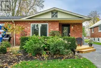 472 Brunswick St, Stratford, Ontario N5A 3N6, 3 Bedrooms Bedrooms, 6 Rooms Rooms,2 BathroomsBathrooms,All Houses,Sold,Brunswick,X10407623