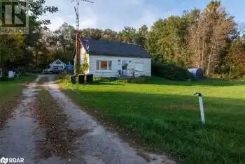 8380 PROVINCIAL HWY 11 SOUTH, Severn, Ontario L3V6H3, 2 Bedrooms Bedrooms, ,1 BathroomBathrooms,All Houses,For Sale,PROVINCIAL HWY 11 SOUTH,40673885