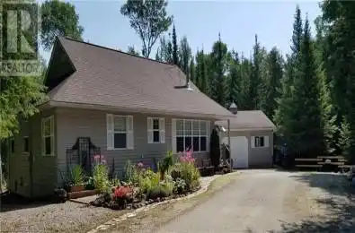 83 LAKEWOOD COUNTRY Lane Northern Bruce Peninsula Ontario N0H1W0