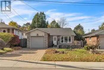 40 ATERNO Drive, Hamilton, Ontario L9C5S5, 3 Bedrooms Bedrooms, ,2 BathroomsBathrooms,All Houses,For Sale,ATERNO,40668248