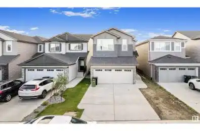 17748 73 ST NW Unit# 17748 Edmonton Alberta T5Z0V8