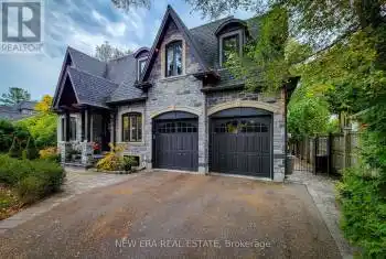 242 Burton Road, Oakville (Old Oakville), Ontario L6K2K5, 4 Bedrooms Bedrooms, ,5 BathroomsBathrooms,All Houses,For Sale,Burton,W10408922