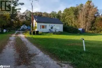 8380 Provincial Hwy 11, Severn (Ardtrea), Ontario L3V6H3, 2 Bedrooms Bedrooms, ,1 BathroomBathrooms,All Houses,For Sale,Provincial Hwy 11,S10410261