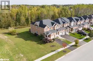 117 COLLIER Crescent Essa Ontario L0M1B5