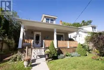 102 BROOK Street, Simcoe, Ontario N3Y3G5, 2 Bedrooms Bedrooms, ,2 BathroomsBathrooms,All Houses,For Sale,BROOK,40674840