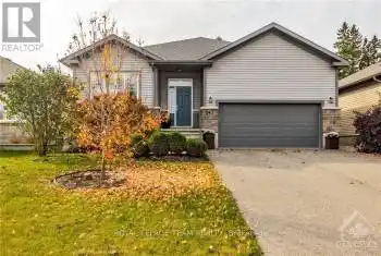 342 PINEHILL Road, North Grenville, Ontario K0G1J0, 4 Bedrooms Bedrooms, ,3 BathroomsBathrooms,All Houses,For Sale,Kemptville,PINEHILL,X10419090