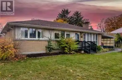 90 EARLSCOURT Crescent Woodstock Ontario N4S5H3