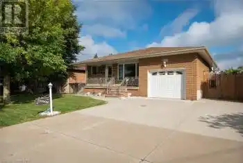 172 OAKLAND Drive, Hamilton (Kentley), Ontario L8E1B6, 2 Bedrooms Bedrooms, ,2 BathroomsBathrooms,All Houses,For Sale,OAKLAND,X10418370