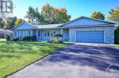 2 MAPLERIDGE Lane Smiths Falls Ontario K7A4S5