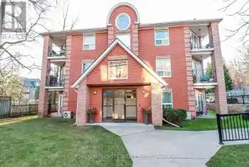 131 Clapperton Street Unit# 305, Barrie (Wellington), Ontario L4M3G3, 2 Bedrooms Bedrooms, ,1 BathroomBathrooms,Condo,For Sale,Clapperton,S10414635