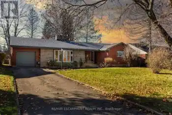 14 Horace Drive, Brant (Paris), Ontario N3L2P5, 3 Bedrooms Bedrooms, ,2 BathroomsBathrooms,All Houses,For Sale,Horace,X10414683