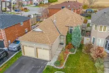 4 Hewitt Place, Barrie (Georgian Drive), Ontario L4M7B3, 5 Bedrooms Bedrooms, ,3 BathroomsBathrooms,All Houses,For Sale,Hewitt,S10414588