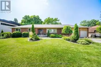 851 Swiss Heights, Oshawa (Pinecrest), Ontario L1K2A9, 5 Bedrooms Bedrooms, ,3 BathroomsBathrooms,All Houses,For Sale,Swiss,E10415166