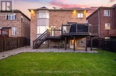 33 Rubysilver Drive Brampton (Vales of Castlemore) Ontario L6P1R1