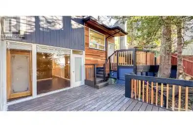 5791 TELEGRAPH Trail West Vancouver British Columbia V7W1R5