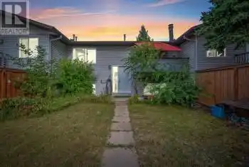 1407 44 Street Unit# C, Calgary, Alberta T2A5E6, 2 Bedrooms Bedrooms, ,2 BathroomsBathrooms,All Houses,For Sale,44,A2178391