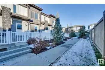 #24 2215 24 ST NW Unit# 24, Edmonton, Alberta T6T1A6, 3 Bedrooms Bedrooms, ,3 BathroomsBathrooms,All Houses,For Sale,Laurel,#24 2215 24 ST NW,E4413240