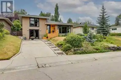 11 Woodlark Drive Calgary Alberta T3C3H6