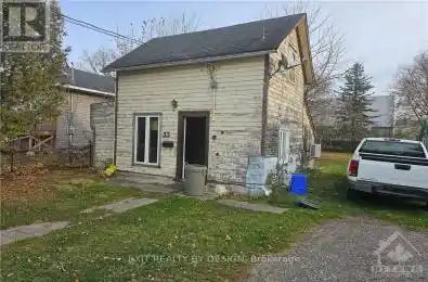 33 LORNE Street Smiths Falls Ontario K7A3K6