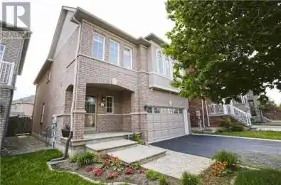 152 Queen Mary Drive Brampton (Fletcher's Meadow) Ontario L7A2R5