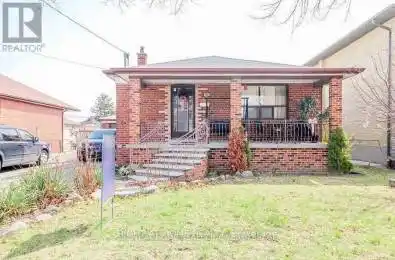 61 McAdam Avenue Unit# Upper Toronto (Yorkdale-Glen Park) Ontario M6A1