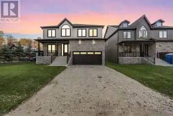 90 37th Street Unit# 90, Wasaga Beach, Ontario L9Z2B5, 5 Bedrooms Bedrooms, ,3 BathroomsBathrooms,All Houses,For Sale,37th,S10417306