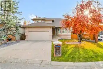 248 Canterbury Court, Calgary, Alberta T2W6C3, 3 Bedrooms Bedrooms, ,3 BathroomsBathrooms,All Houses,For Sale,Canterbury,A2178478