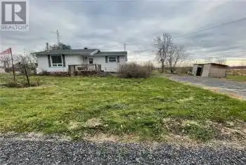 4722 WINDFALL Road, South Stormont, Ontario K0C1R0, 3 Bedrooms Bedrooms, ,1 BathroomBathrooms,All Houses,For Sale,Lunenburg,WINDFALL,X10423187