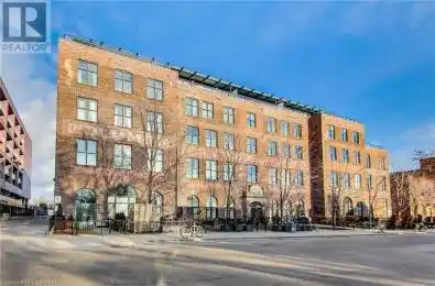 369 SORAUREN Avenue Unit# 201 Toronto Ontario M6R3C2